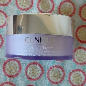 $10 bundled Take The Day Off Cleansing Balm NWT